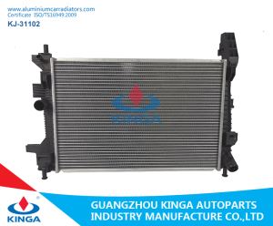 2009 Ford Focus 1.4tdci Plastikowe lutowanie Aluminium Silver Radiator Auto Spare Parts